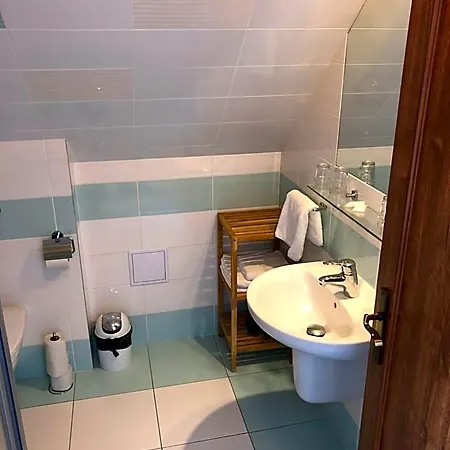 Hotel Pod Dratnikem Svratka