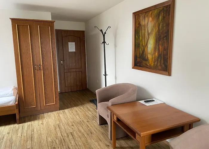 Pod Dratnikem Szálloda
