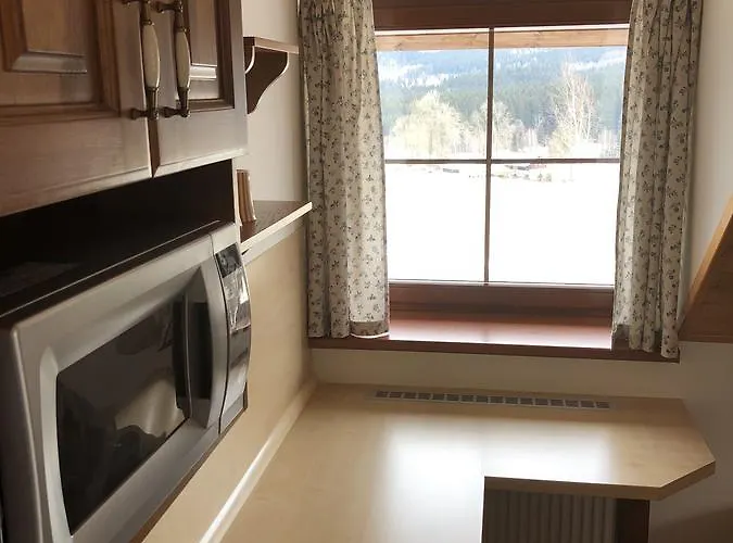 Pod Dratnikem Szálloda